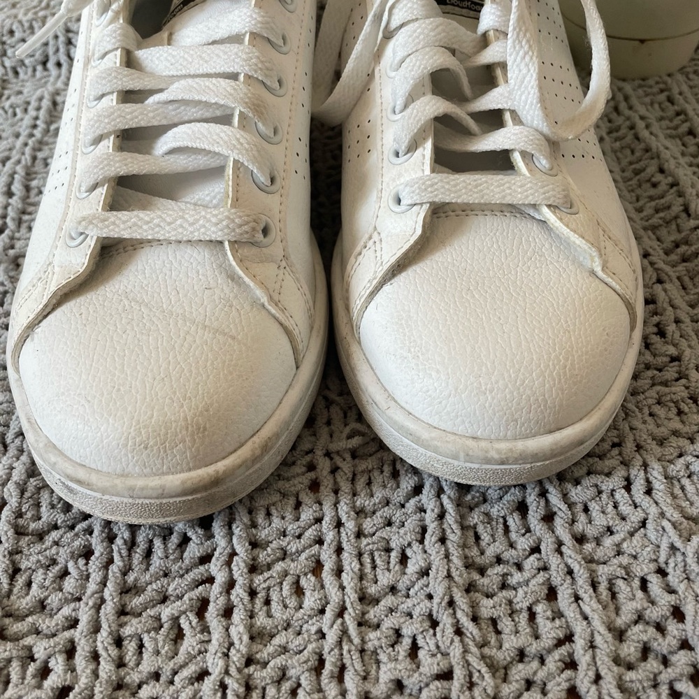 Womens adidas neo